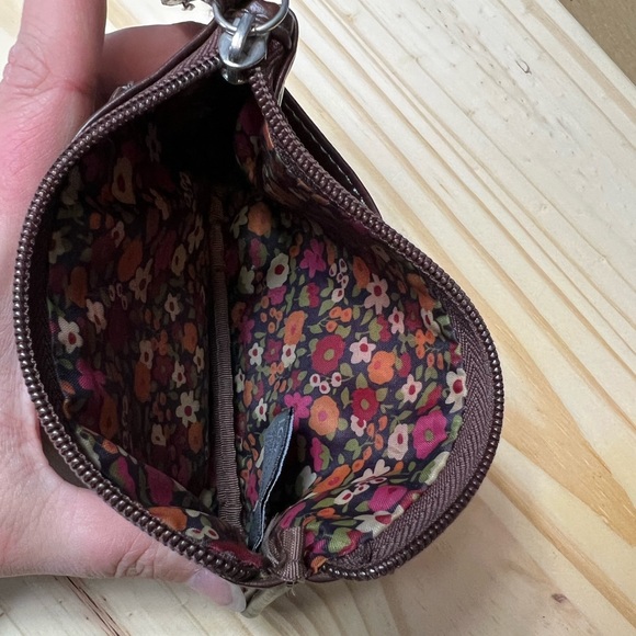 Liz Claiborne ID Pouch - Picture 4 of 5